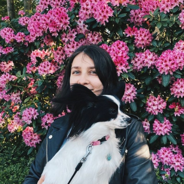 Portrait of amarantha with her dog